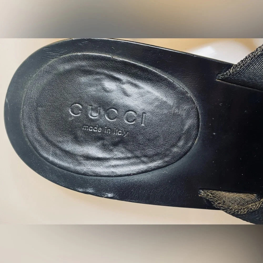 GUCCI INTERLOCKING “GG” KITTEN HEEL THONG SANDAL - Picture 5 of 7